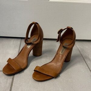 Steve Madden Tan Ankle Strap Heels